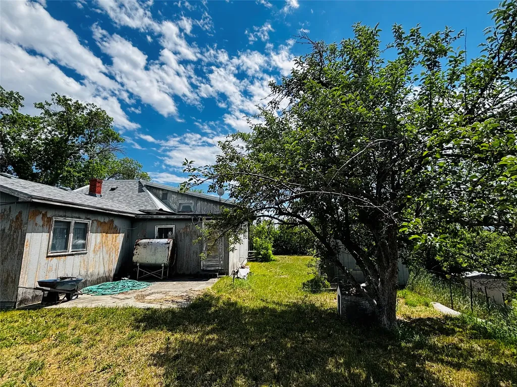 117 Ferry Street Toston MT 59643