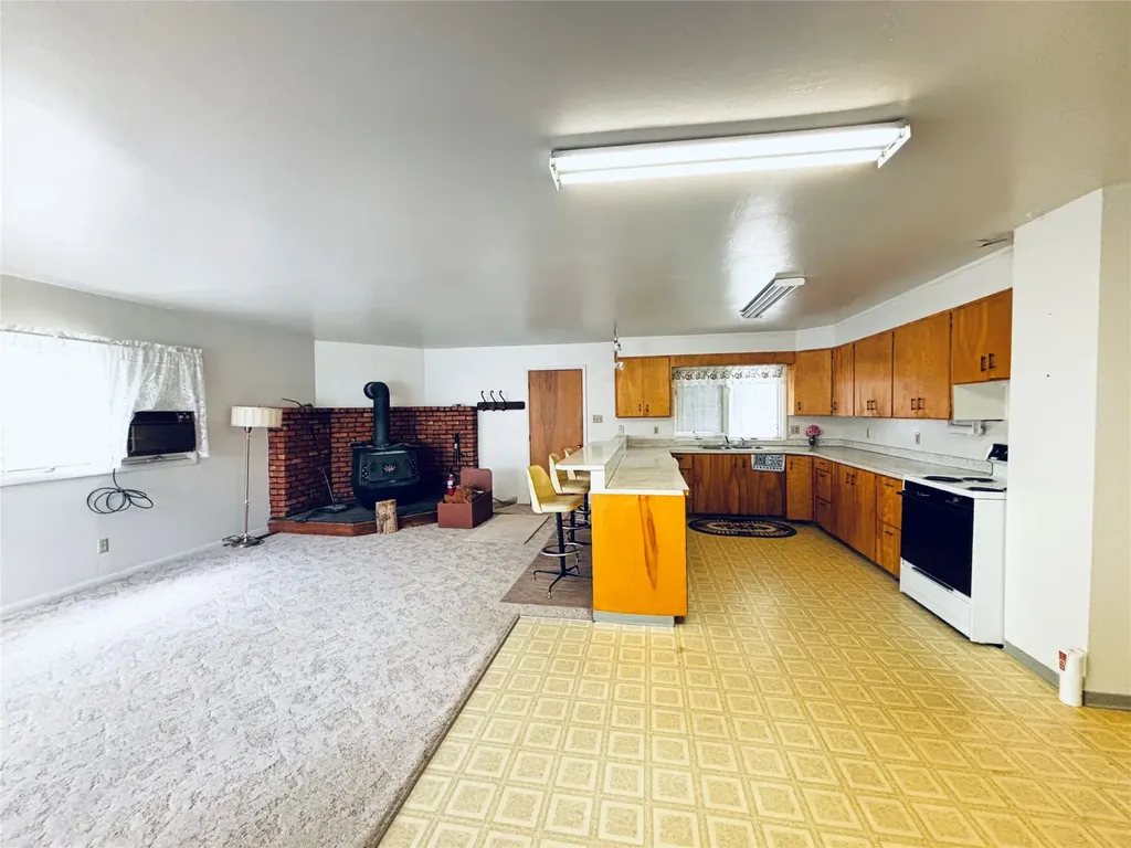 117 Ferry Street Toston MT 59643