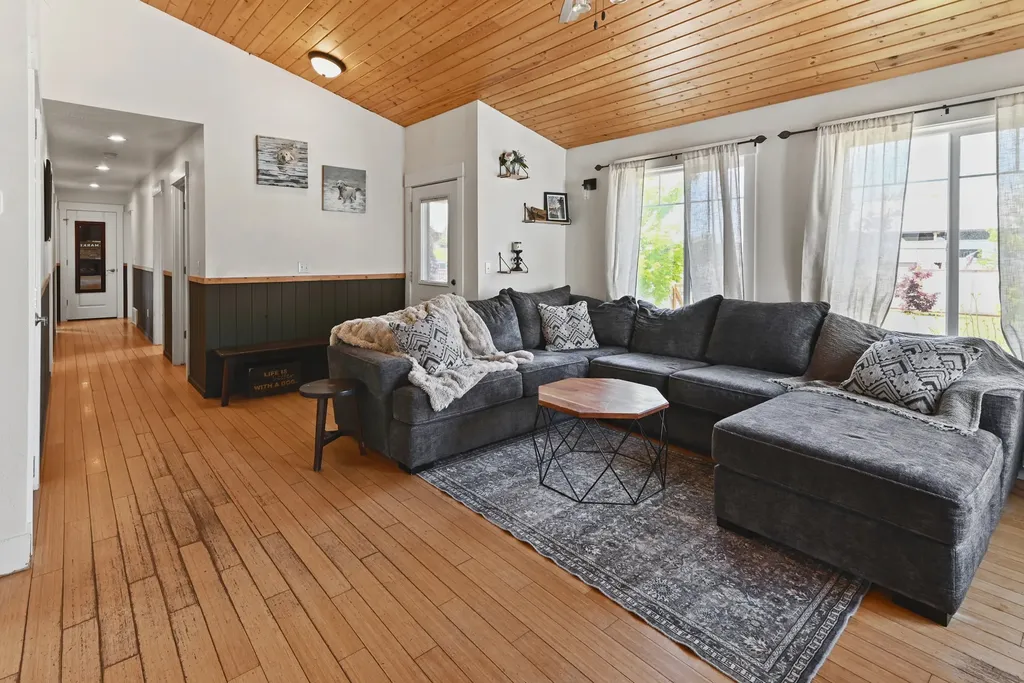 638 Hun Lane Kalispell MT 59901