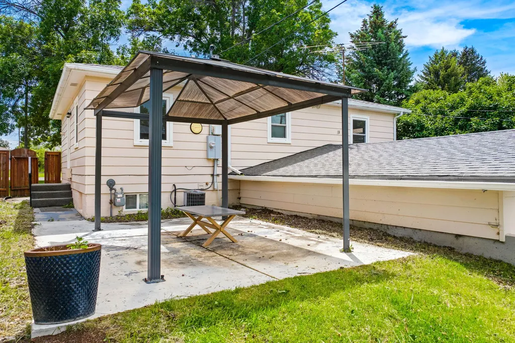 3441 8th Avenue N Great Falls MT 59401