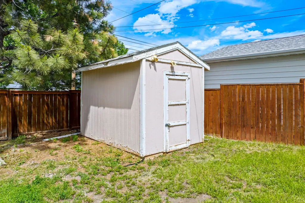 3441 8th Avenue N Great Falls MT 59401