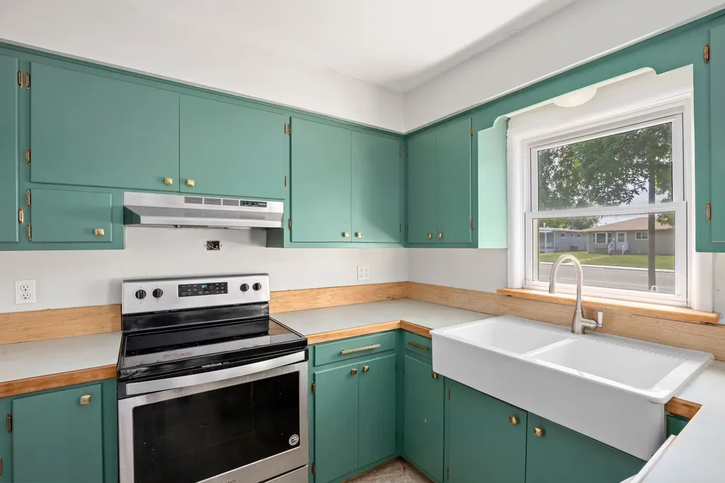 3441 8th Avenue N Great Falls MT 59401