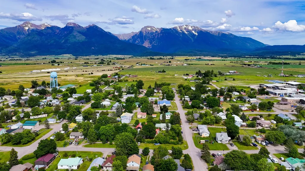 309 2nd Avenue St Ignatius MT 59865