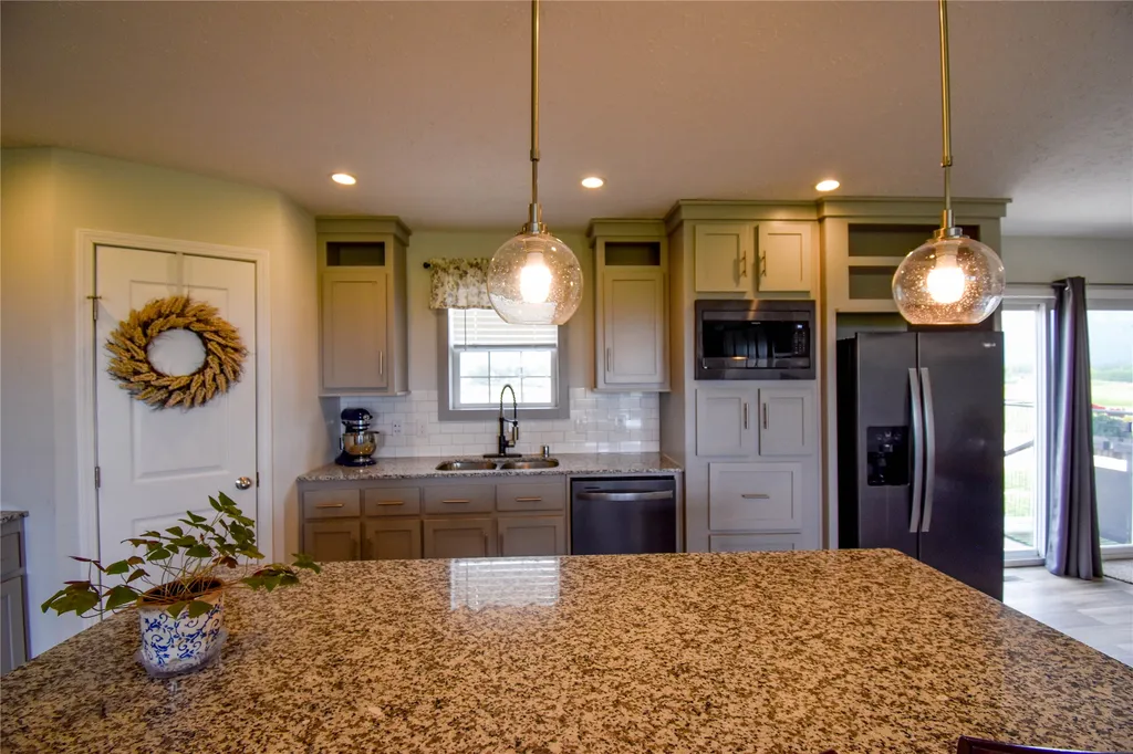 41235 Sunny Lane Ronan MT 59864