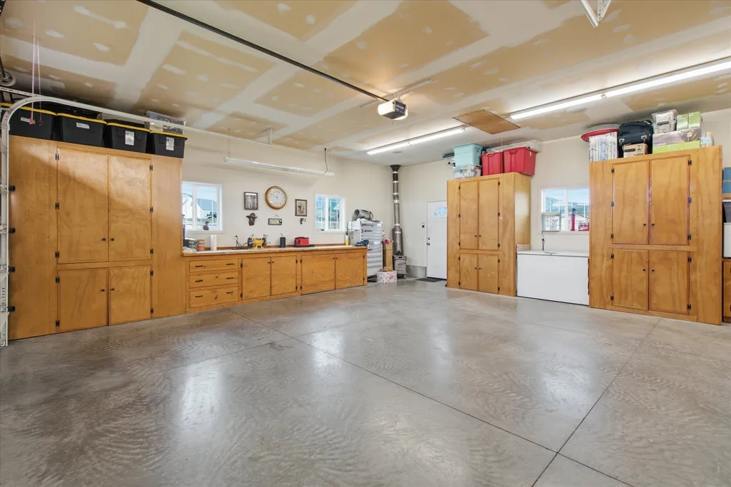 44025 Lake Mary Ronan Road Dayton MT 59914