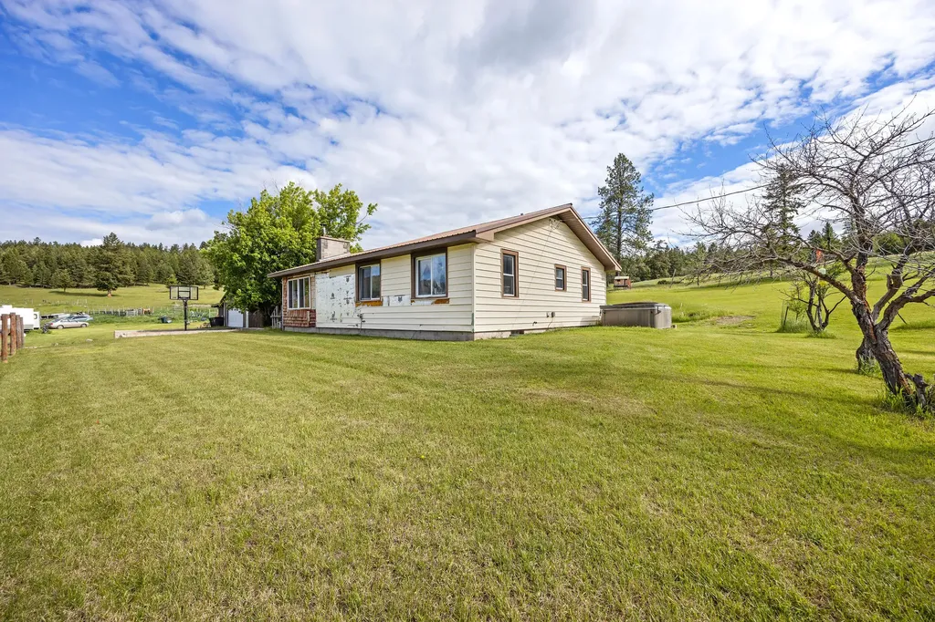 895 Danielson Road Kalispell MT 59901