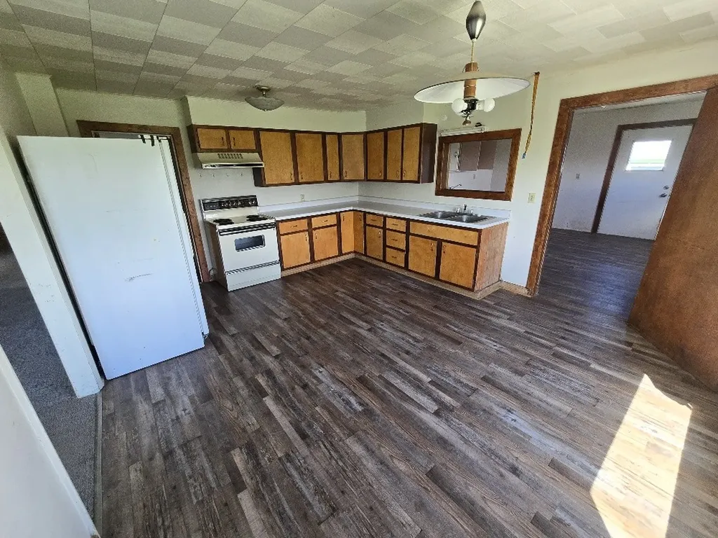1531 NW 26th Road Bynum MT 59419