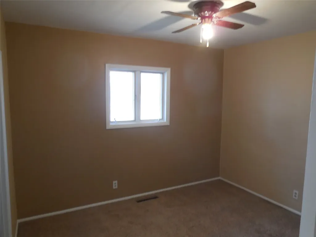 115 4th Avenue Hingham MT 59528