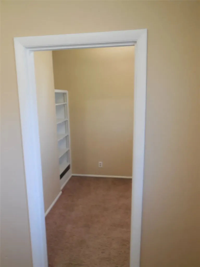 115 4th Avenue Hingham MT 59528