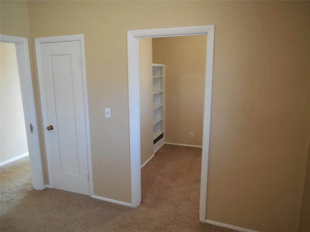 115 4th Avenue Hingham MT 59528