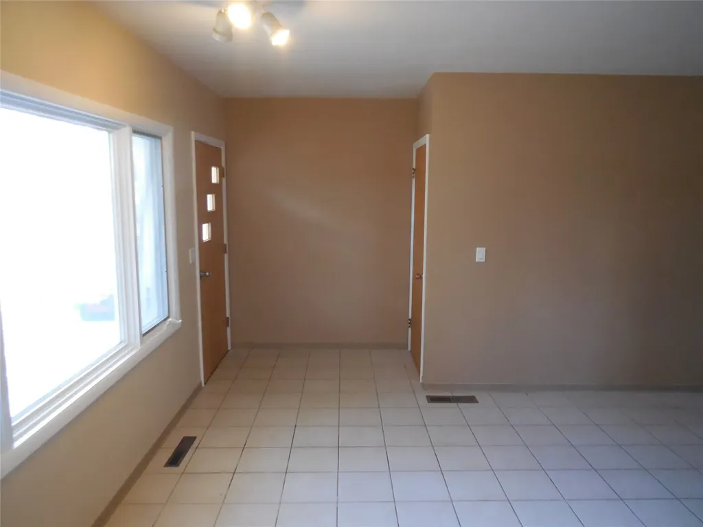 115 4th Avenue Hingham MT 59528
