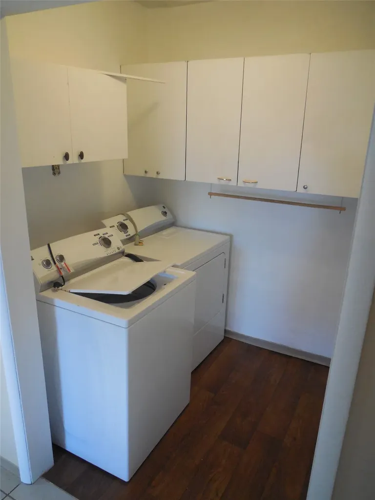115 4th Avenue Hingham MT 59528