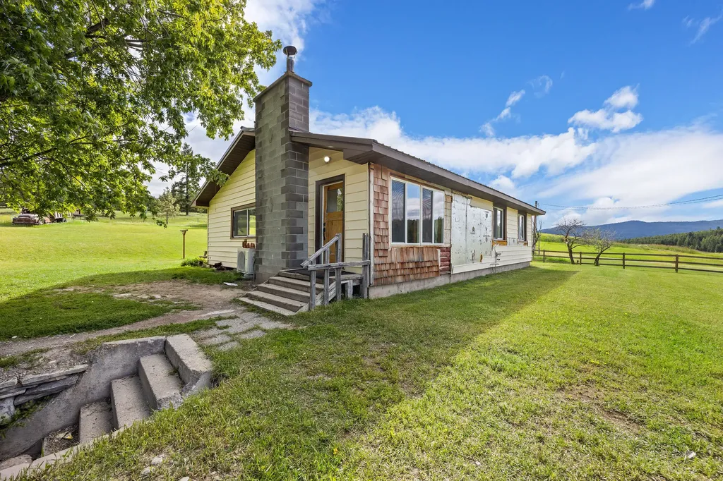 895 Danielson Road Kalispell MT 59901
