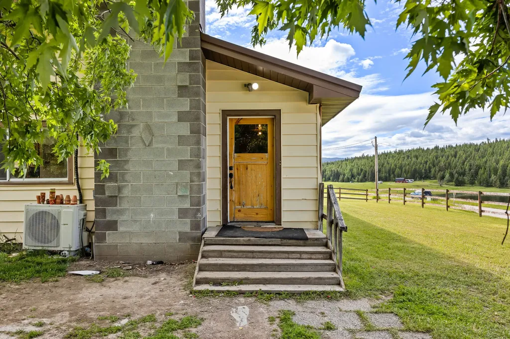 895 Danielson Road Kalispell MT 59901