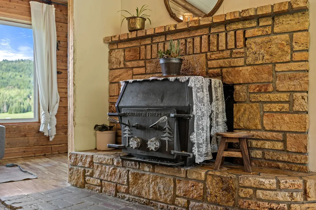 895 Danielson Road Kalispell MT 59901