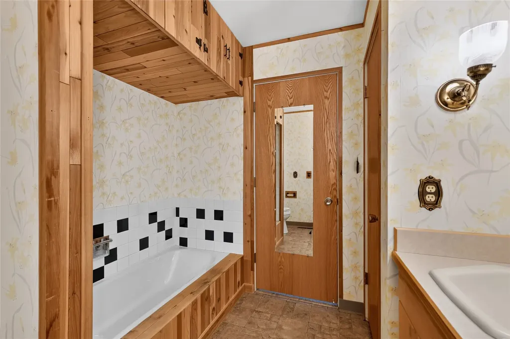 1013 25th Avenue SW Great Falls MT 59404