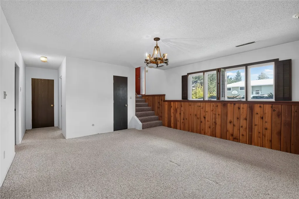 1013 25th Avenue SW Great Falls MT 59404