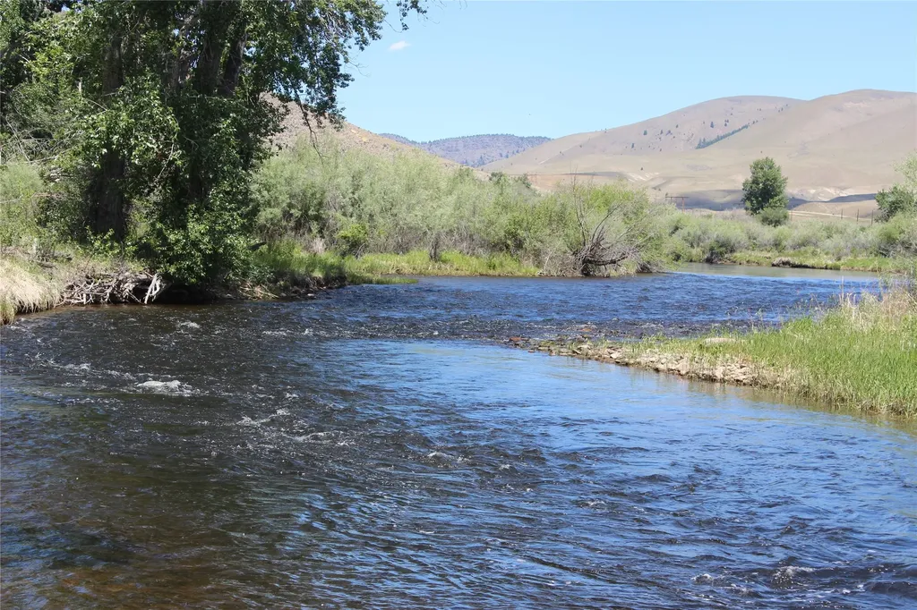 Nhn Ponderosa Road Melrose MT 59743