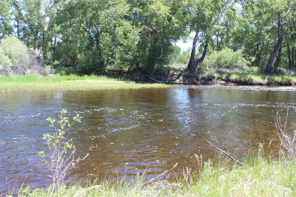Nhn Ponderosa Road Melrose MT 59743