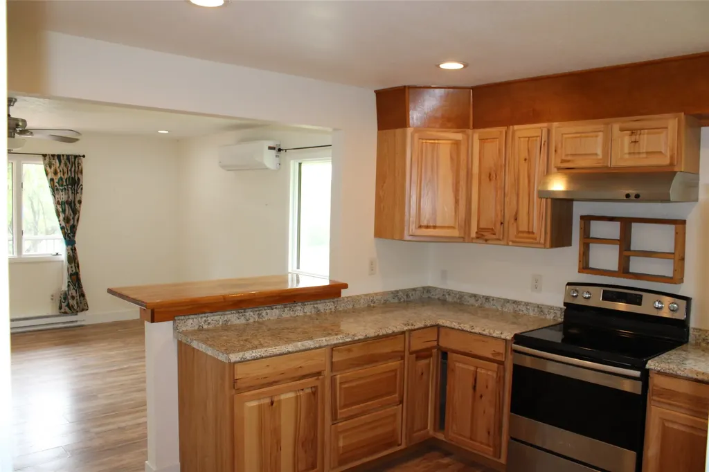 2973 Old Us Highway 91 Cascade MT 59421