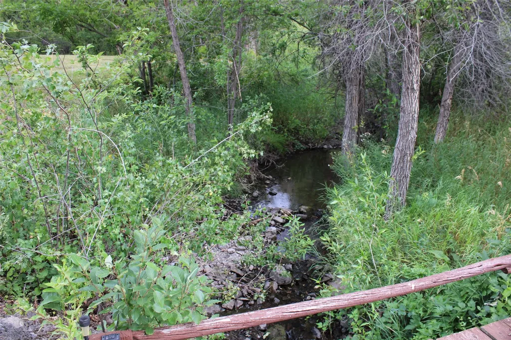 2973 Old Us Highway 91 Cascade MT 59421