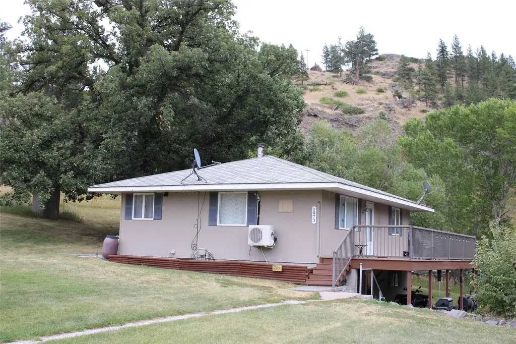 2973 Old Us Highway 91 Cascade MT 59421
