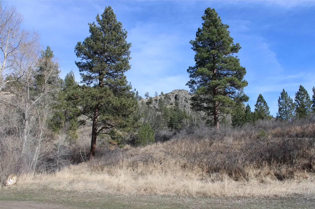 2973 Old Us Highway 91 Cascade MT 59421