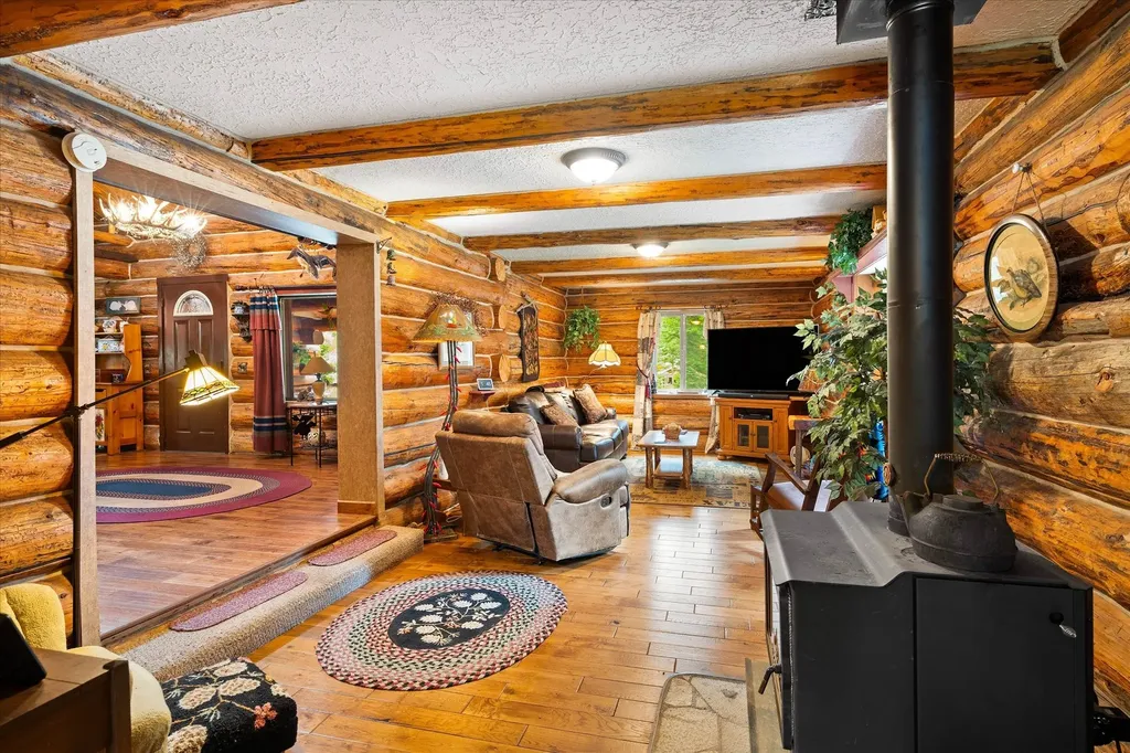 181 Wapiti Way Troy MT 59935