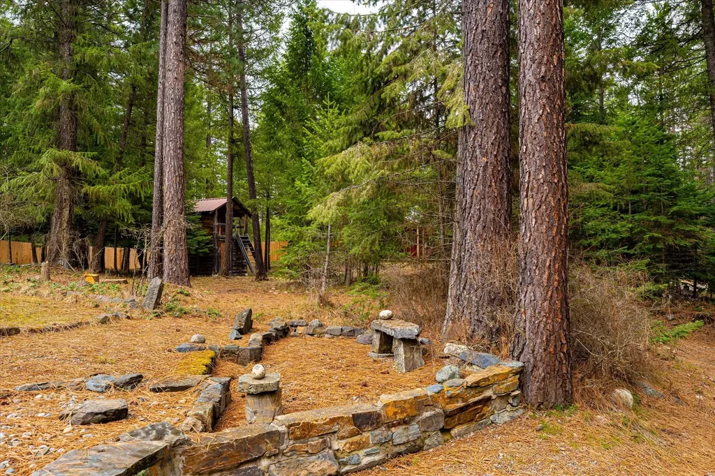 181 Wapiti Way Troy MT 59935