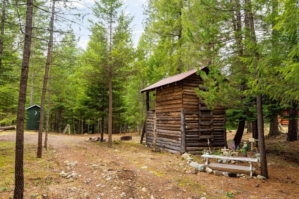 181 Wapiti Way Troy MT 59935