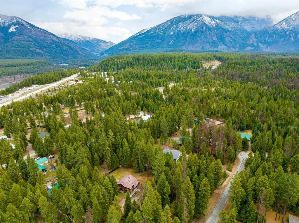 181 Wapiti Way Troy MT 59935
