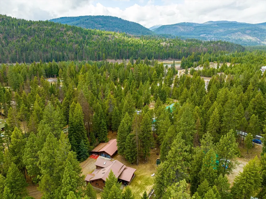 181 Wapiti Way Troy MT 59935