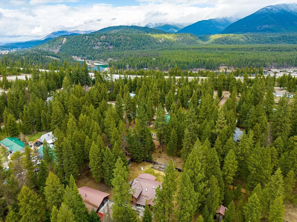 181 Wapiti Way Troy MT 59935