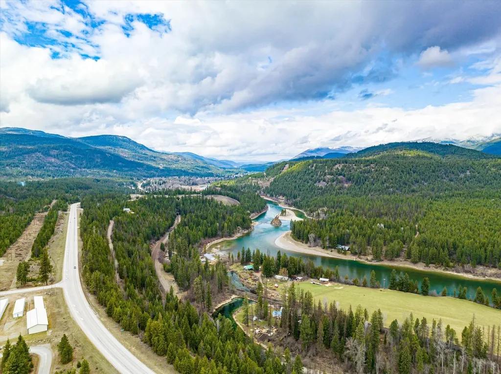 181 Wapiti Way Troy MT 59935