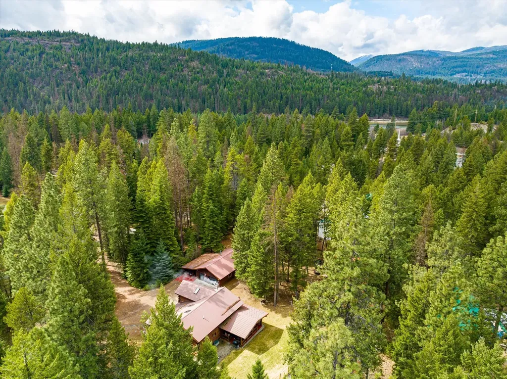 181 Wapiti Way Troy MT 59935