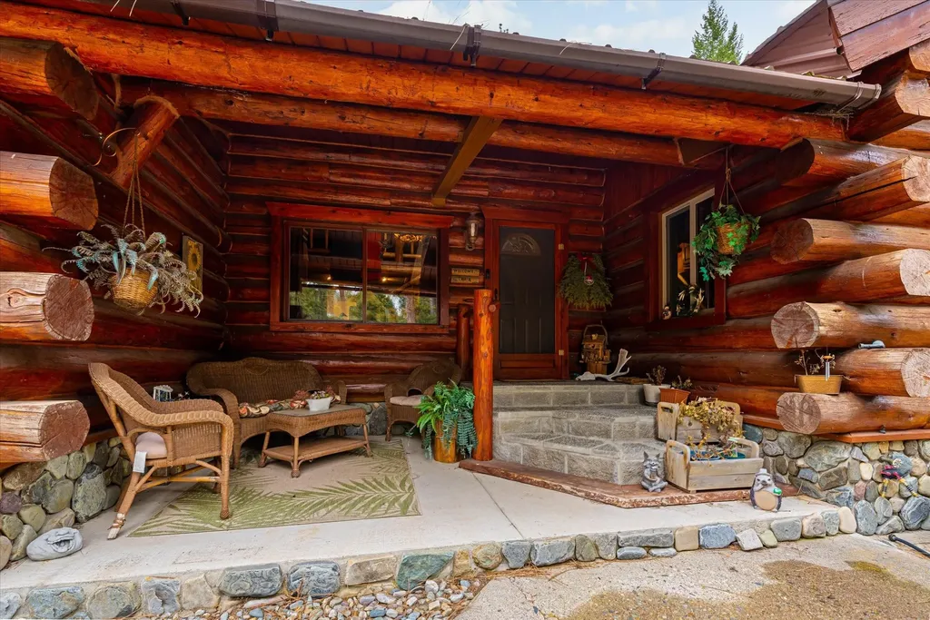 181 Wapiti Way Troy MT 59935
