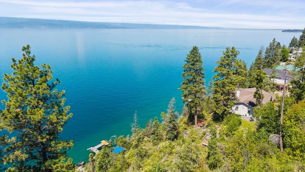 17431 Fishing Rock Lane Bigfork MT 59911