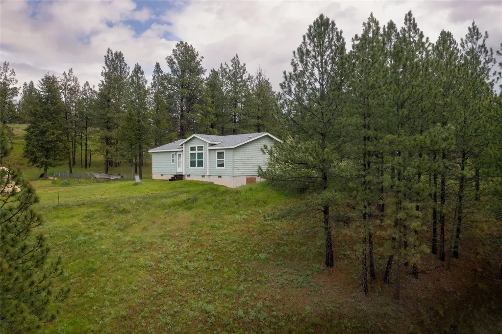 2801 Us Highway 93 S Eureka MT 59917
