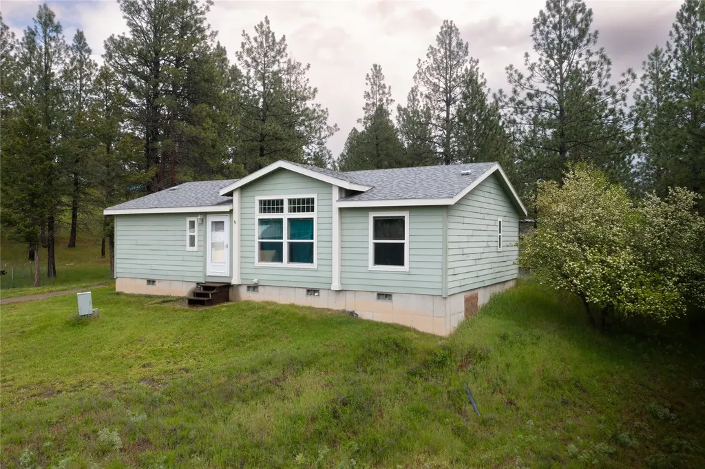 2801 Us Highway 93 S Eureka MT 59917