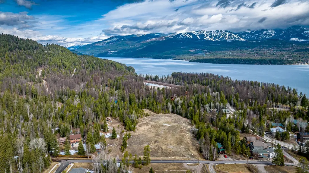 271 Lake Park Lane Whitefish MT 59937