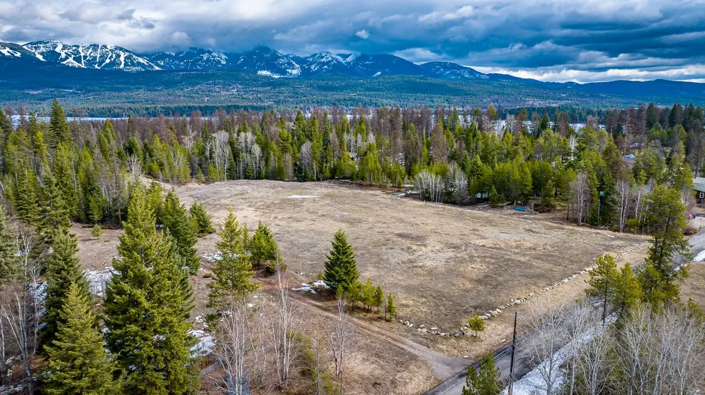 271 Lake Park Lane Whitefish MT 59937
