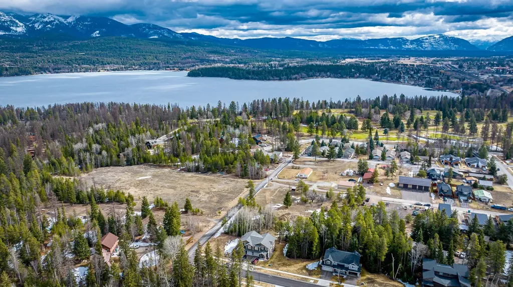 271 Lake Park Lane Whitefish MT 59937