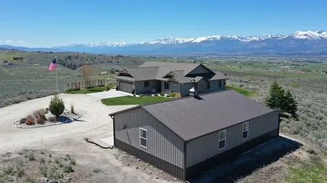 447 Labrador Trail Corvallis MT 59828