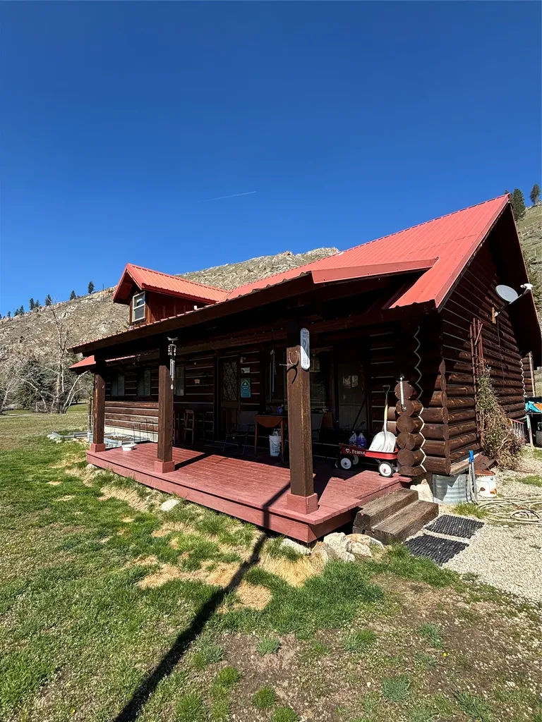 5900 Us Hwy 93 S Sula MT 59827