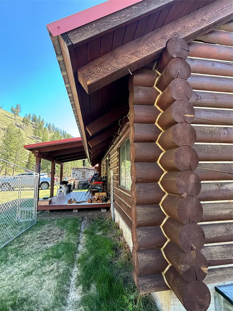 5900 Us Highway 93 S Sula MT 59827