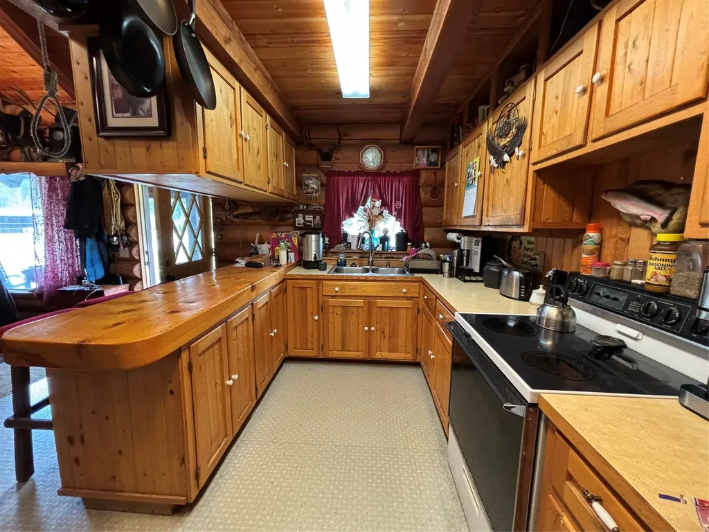 5900 Us Highway 93 S Sula MT 59827