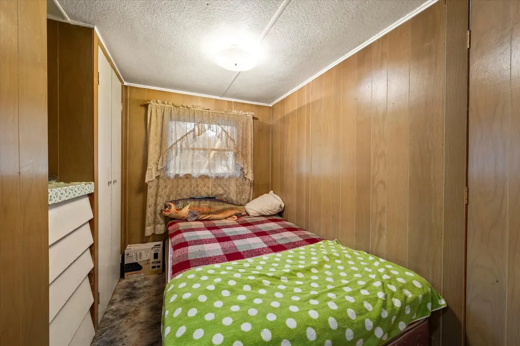 22 Center Drive Troy MT 59935