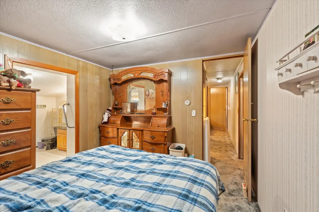 22 Center Drive Troy MT 59935