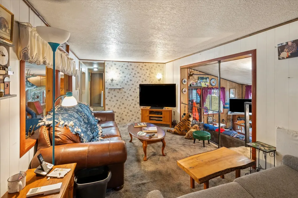 22 Center Drive Troy MT 59935