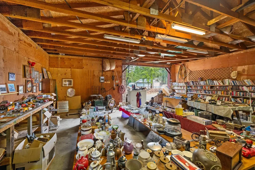 22 Center Drive Troy MT 59935